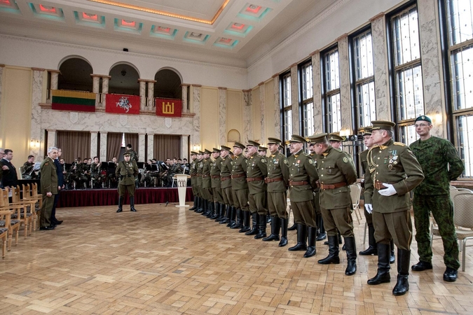 Rinktiniai vyrai, nuo kurių negali atitraukti akių