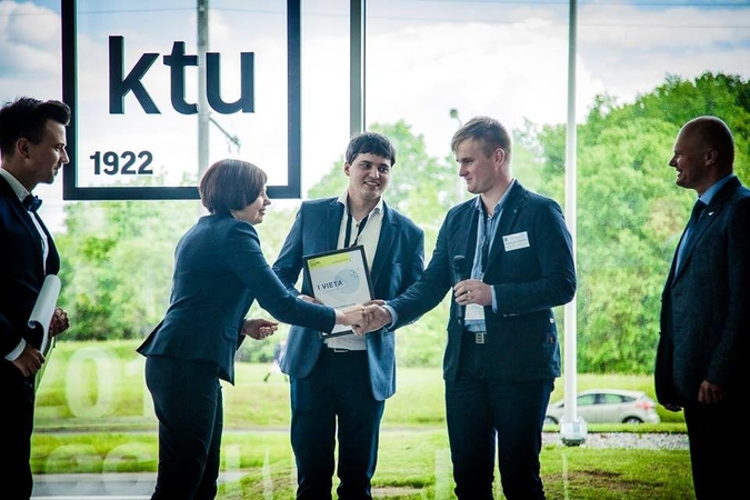 Studentai sukūrė inovaciją, kuri prailgina maisto galiojimo laiką