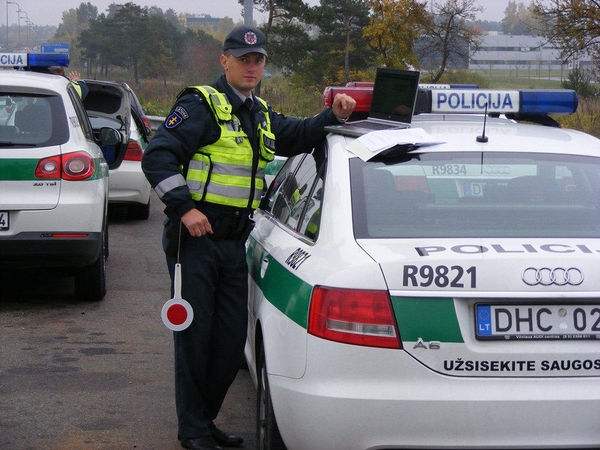 Per reidą Utenos apskrityje įkliuvo 11 pažeidėjų