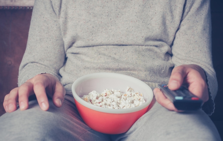 Psichoterapeutas: TV serialų žiūrėjimas – viena iš priklausomybės formų