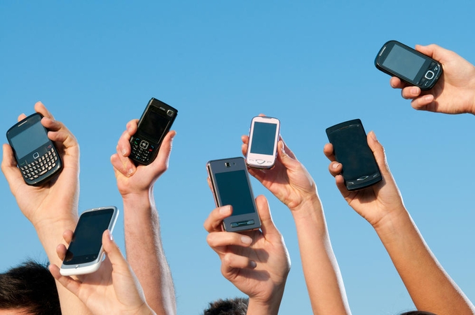 Nuspręsta: telefonu ES kalbėsime pigiau
