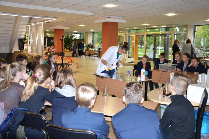 Mokiniai: tokių dalykų niekada nepamatysi mokykloje!
