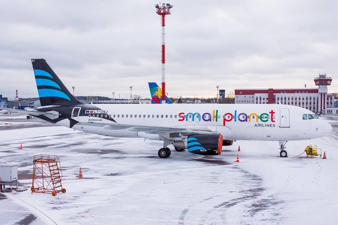 "Small Planet Airlines" kitais metais tikisi pervežti daugiau keleivių