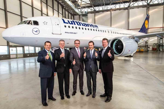 „Lufthansai“ pristatytas populiariausio modelio „A320neo“ orlaivis