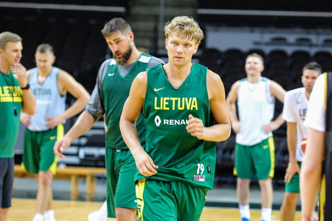 Lietuvos krepšininkai Belgrade turėjo pripažinti serbų pranašumą