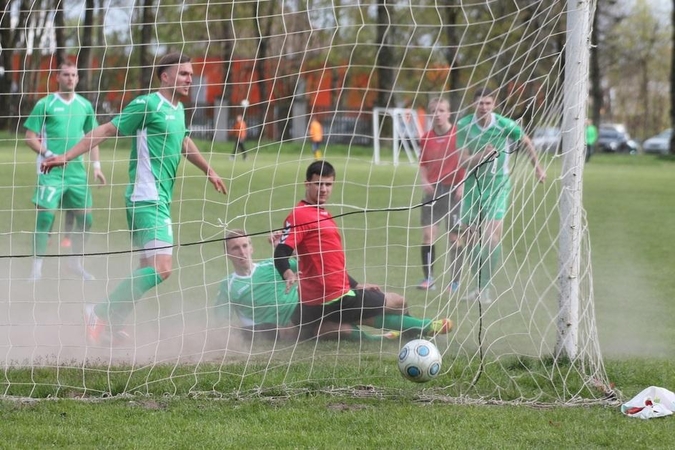 Paaiškėjo dar du Lietuvos futbolo taurės turnyro aštuntfinalio dalyviai