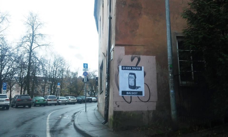 Plakatas šokiravo ne vieną: L. Balsys – jau alkoholizmo simbolis?