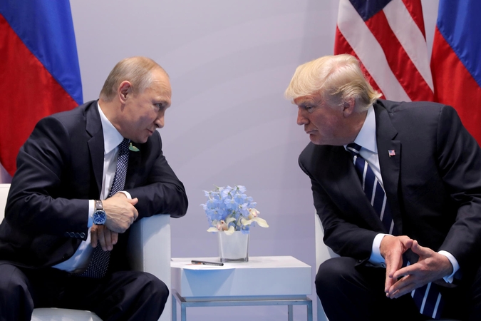 Ar Lietuvai pavojingas D. Trumpo susitikimas su V. Putinu?