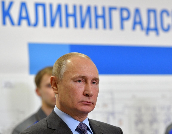 „Gazprom“ V. Putinui pristatė galimybes nutraukti dujų tranzitą per Lietuvą