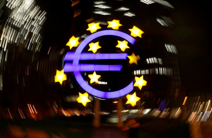 ES planuoja sukaupti 750 mlrd. eurų dydžio fondą ekonomikos atsigavimui