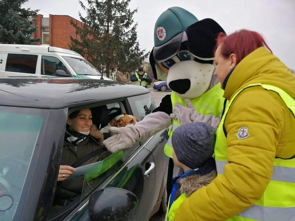 Mokiniai susirūpino eismo saugumu