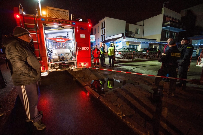 Tragedija Lenkijoje: „pabėgimo kambario“ durų rankena buvo paslėpta