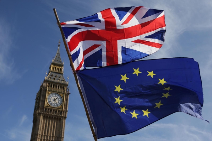Prasidedant pirmai 2021-ųjų darbo savaitei JK „Brexito“ planų laukia išbandymas