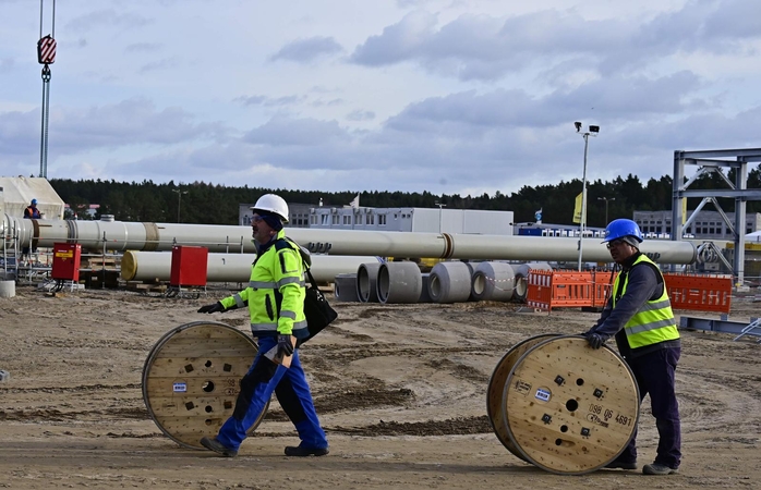 Priimtos ES dujų direktyvos pataisos apsunkins „Nord Stream 2“ įgyvendinimą?