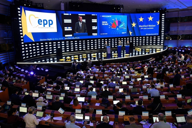 Europos liaudies partija išliks didžiausia EP frakcija