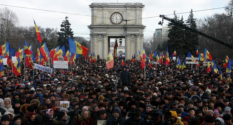 Nestabili padėtis Moldovoje: protestuotojai iškėlė ultimatumą vyriausybei 