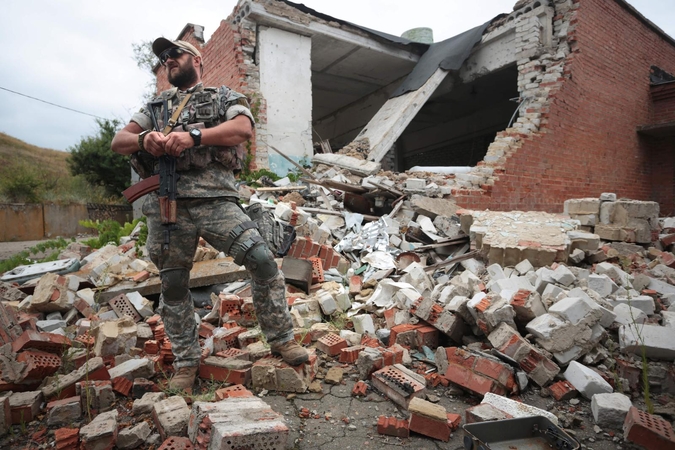Ukraina ir separatistai sako, kad paliaubų laikomasi