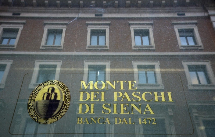 Apleisti vynuogynai Italijos bankus gramzdina į nuostolius