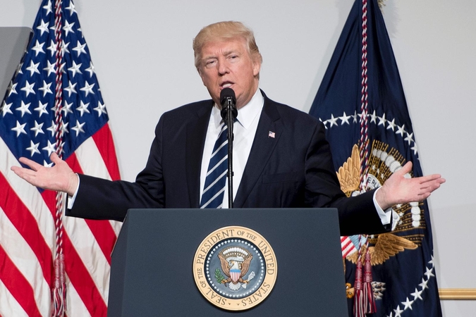 D. Trumpas per gegužės viršūnių susitikimą patvirtins įsipareigojimus NATO