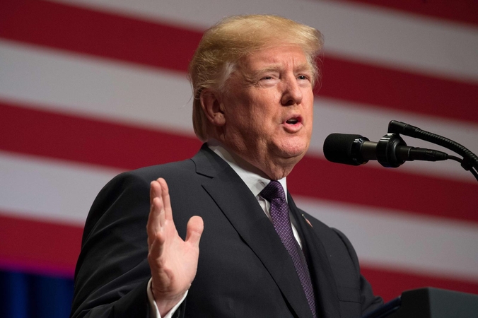 D. Trumpas kitąmet gali priimti Baltijos šalių prezidentus