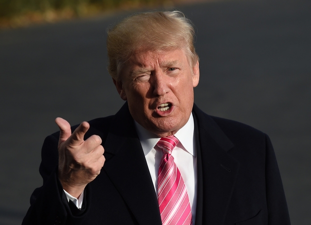 „YouTube“ neribotam laikui sustabdė D. Trumpo kanalą