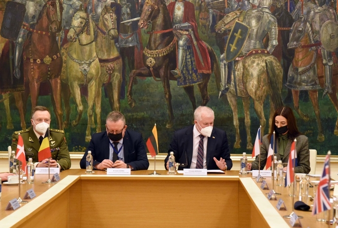 A. Anušauskas kviečia NATO sąjungininkus plėsti karinę pagalbą Lietuvai