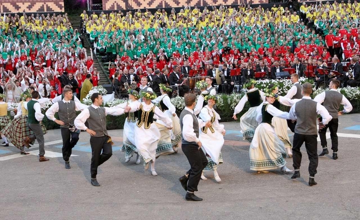 Dainų ir šokių šventė Kaune kvies visus susikibti rankomis