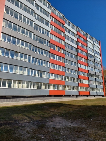 Renovuotas daugiabutis Klaipėdoje, Baltijos pr. 39.