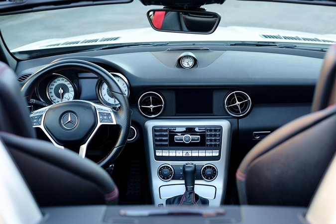 Ekonomistas: automobilių apmokestinimas įmonėms dar kartą kilstels mokestinę naštą