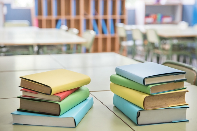Planuojamas mažesnis finansavimas vadovėliams: moksleiviai kreipėsi į atsakingas institucijas