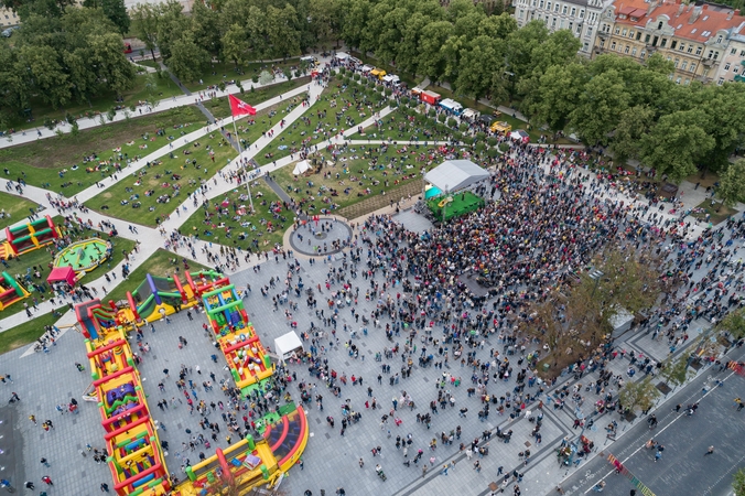 Vilnius susitarė su NŽT dėl Lukiškių aikštės: ji liks atvira miestui