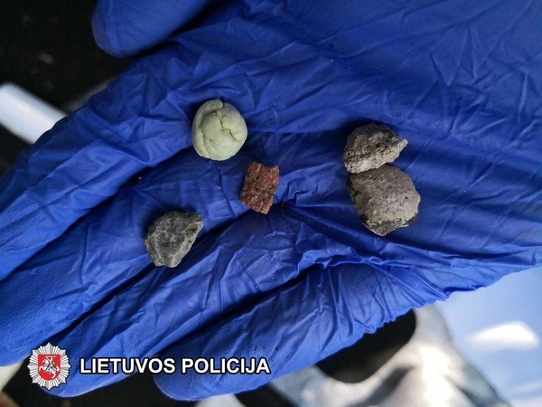 Rusijos ir Latvijos piliečiai bus teisiami dėl narkotikų kontrabandos