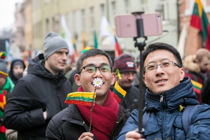 Katedros aikštėje – Baltijos šalių fotografijos paroda „Šimtmečio kelias“  