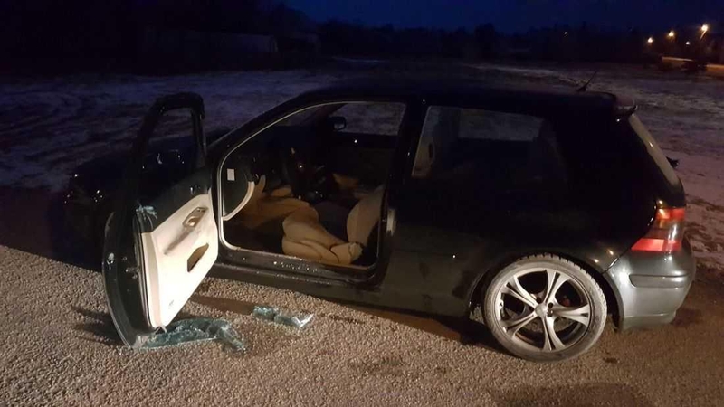 Jaunų vyrų bandymas apvogti Lietuvos pašto automobilį nepavyko