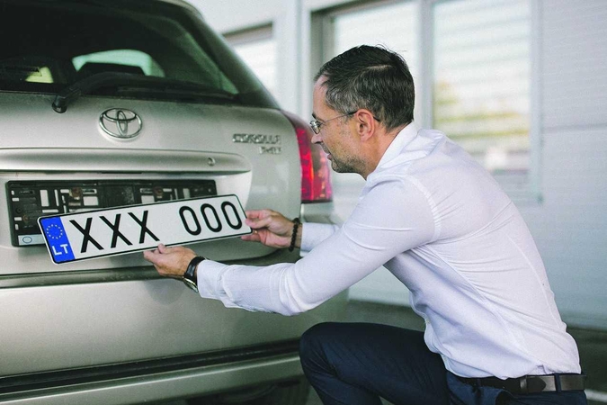 Ką svarbu žinoti pametus automobilio numerį?