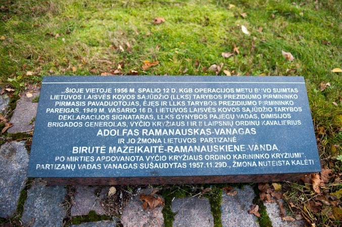 Svarstoma atnaujinti A. Ramanauskui-Vanagui skirtą monumentą