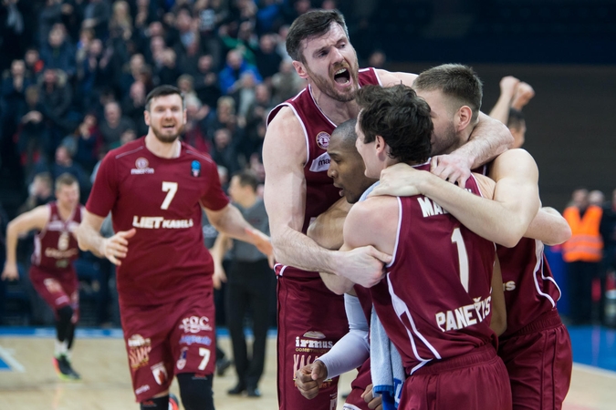 Broliai Lavrinovičiai apie karjeros pabaigą dar negalvoja