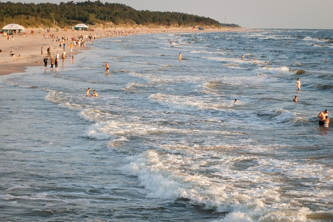 Šalia neįgaliųjų paplūdimio įsižiebė gaisras