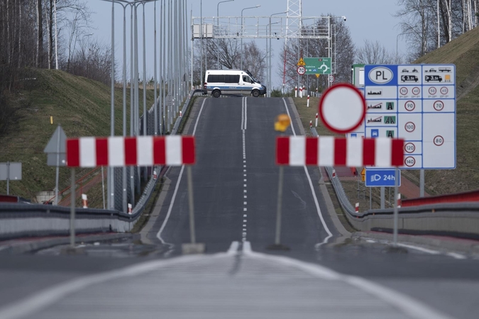 Pagalba lietuviams: formuojamos automobilių kolonos, kurias lydės policija