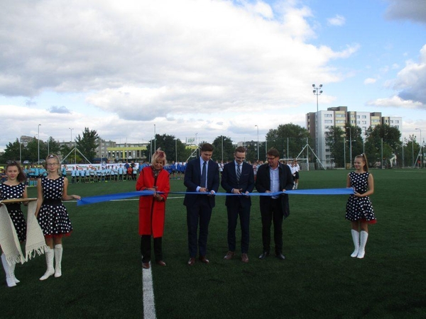 Jonavos „Lietavos“ futbolininkai treniruosis naujoje aikštėje