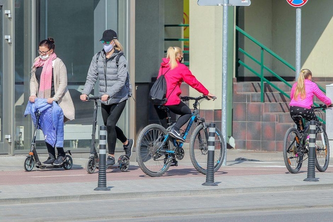 Ministrai ir merai aptars nuotolinį mokymą, viešosios tvarkos užtikrinimą