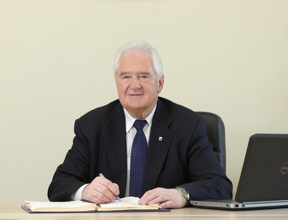 Aleksas Varna
