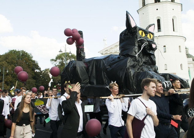 VU studentai nepaliko abejingų: fakultetai vienas kitą lenkė išradingumu