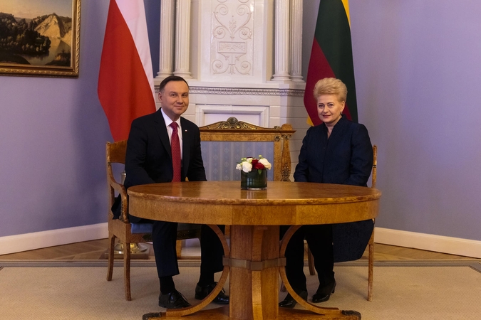 Kodėl A. Duda praėjo pro J. Basanavičiaus kapą?