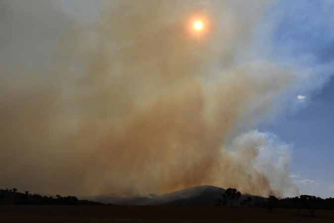 Australijos sostinėje dėl gaisro paskelbta nepaprastoji padėtis