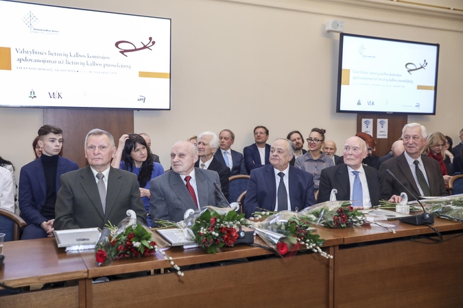 Pagerbti lietuvių kalbos puoselėtojai