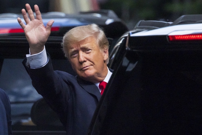 Meksikos pasienyje apsilankęs D. Trumpas įspėjo dėl pavojingos migracijos krizės
