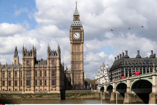 Daugiau nei 300 įmonių vadovų ragina Britaniją pasitraukti iš ES