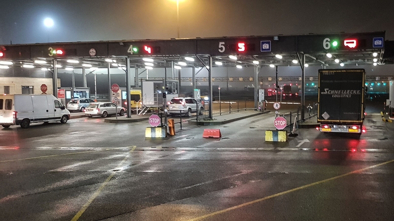 Situacija: jau nuo praėjusių metų mažėjo į keltus važiuojančio transporto srautas.