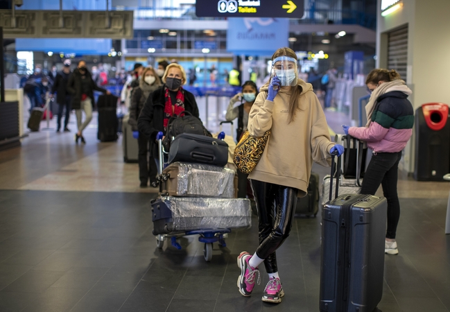 Premjeras: planuojama atnaujinti daugiau tarptautinių skrydžių